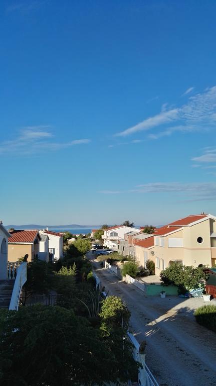 Tomek Apartment Vir Luaran gambar